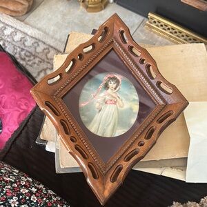 Elegant 1940’s Pinkie Brown Wooden Picture Frame